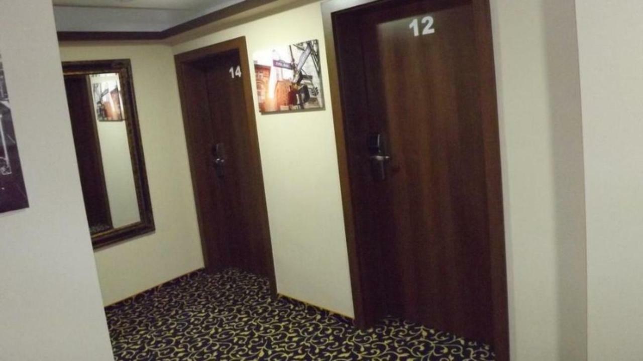 Hotel Zum Weissen Ochsen アーレン エクステリア 写真